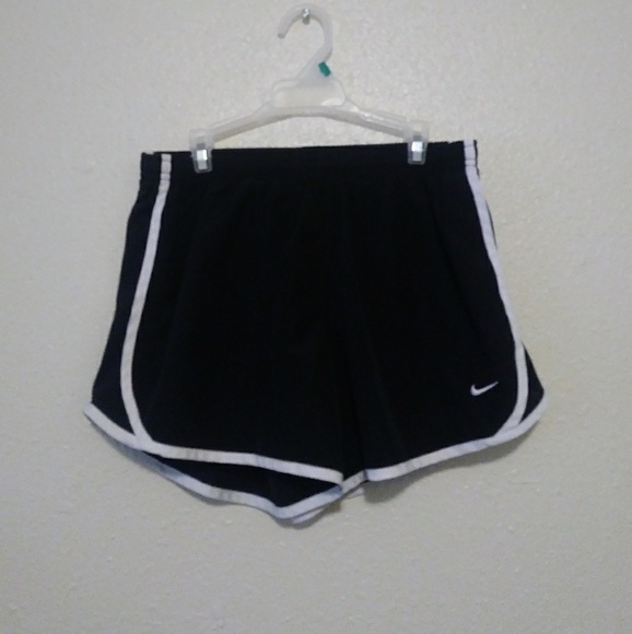 Nike Dri-Fit Black Running Shorts - Picture 1 of 8